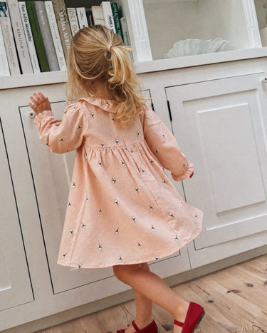 Lilly dress ∼ White flowers rose